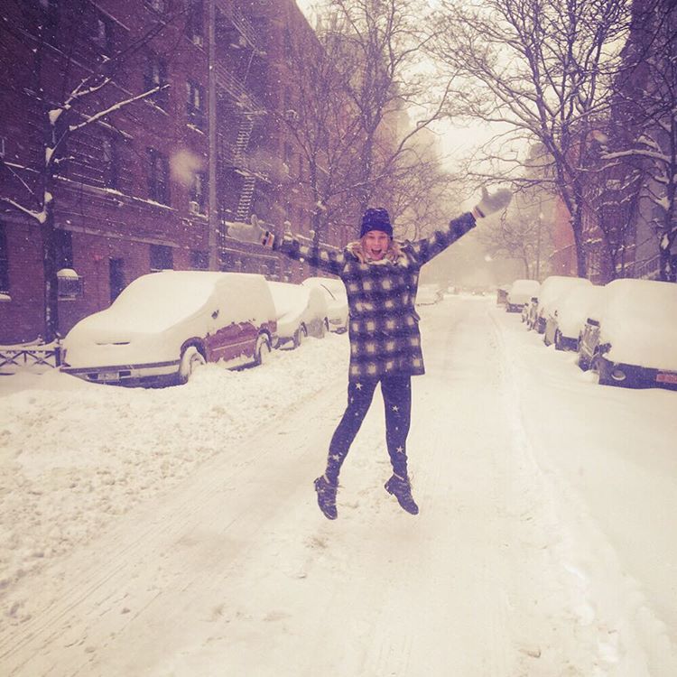 how_were_celebs_surviving_while_snowstorm_jonas_blizzard2016_09