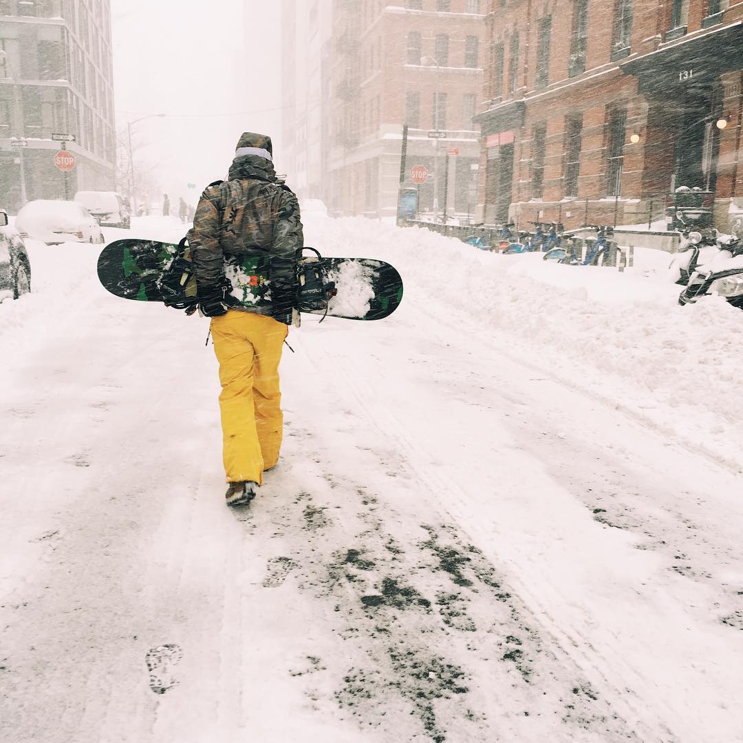 cómo_fueron_las_celebridades_sobreviviendo_durante_la_tormenta_de_nieve_jonas_blizzard2016_11