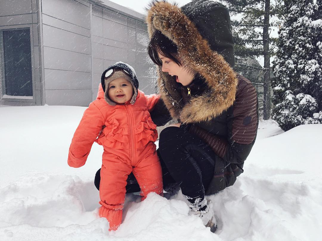 cómo_fueron_las_celebridades_sobreviviendo_durante_la_tormenta_de_nieve_jonas_blizzard2016_21