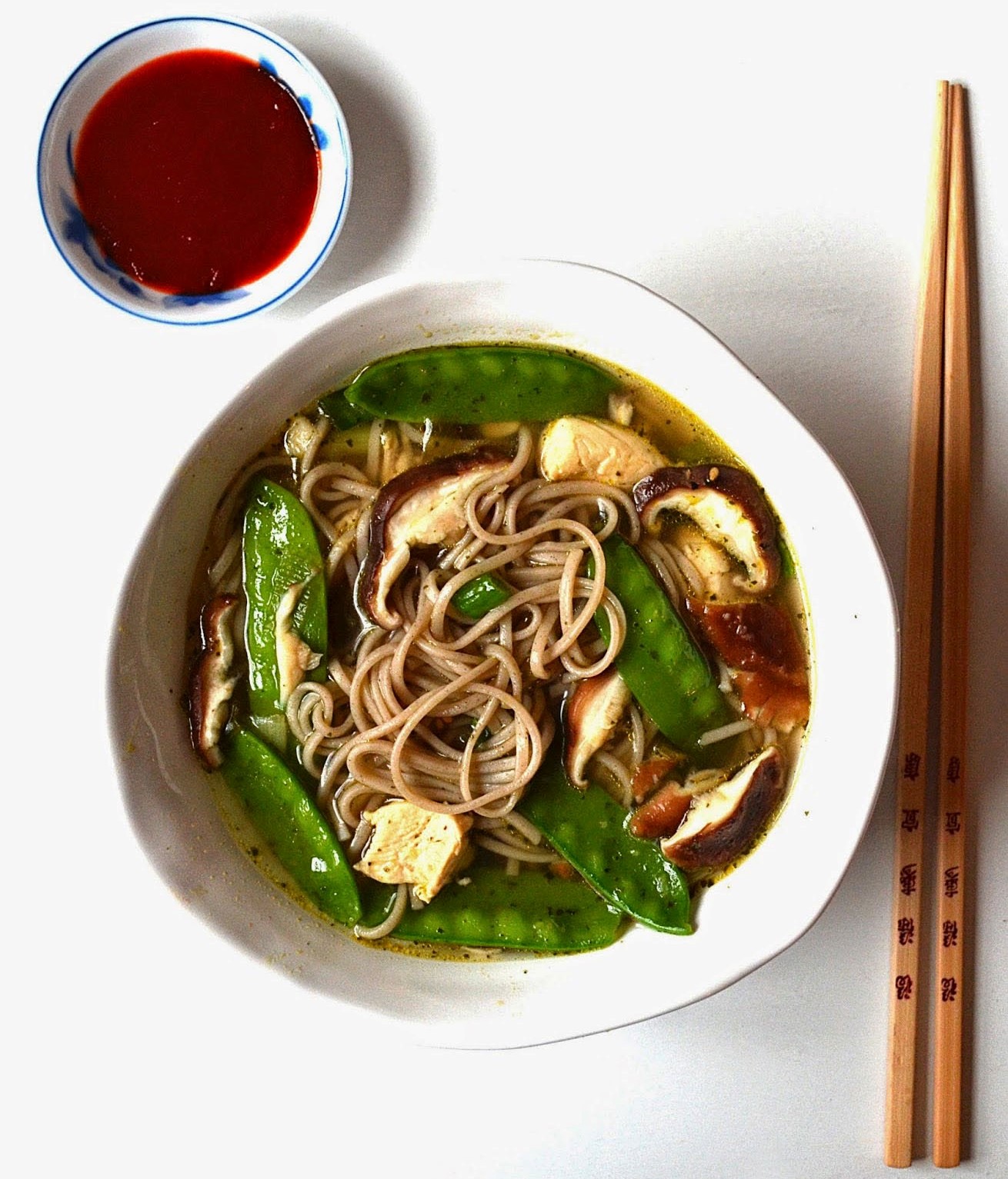 Sopa de fideos soba con champiñones y guisantes de nieve |  12 recetas de camarones fáciles pero deliciosas |  Su belleza