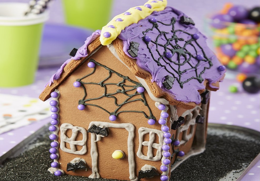 Casa de galletas embrujada |  15 ideas fáciles de galletas de Halloween |  Su belleza