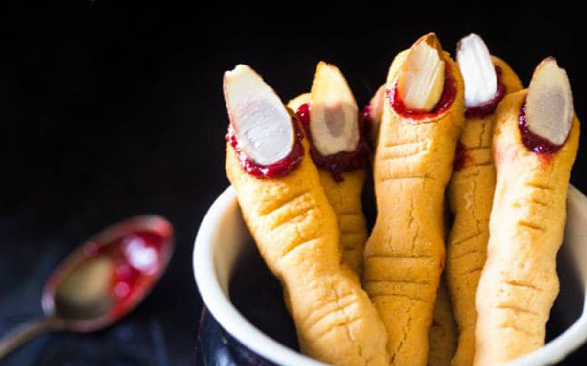 dedos de la señora Witchy |  15 ideas fáciles de galletas de Halloween |  Su belleza