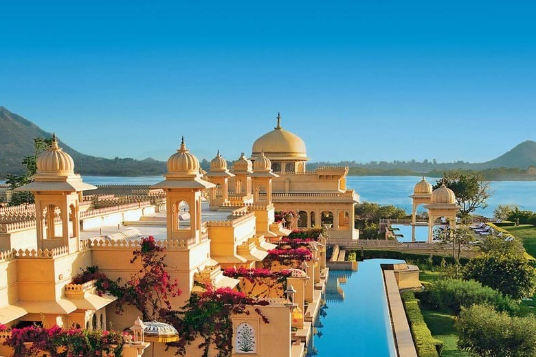 El Oberoi Udaivilas (Udaipur) |  6 destinos de bodas de Bollywood para que su gran día sea inolvidable |  Su belleza