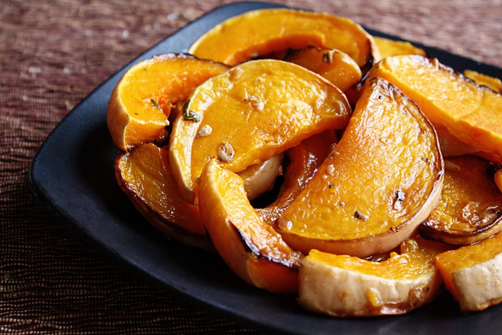 Calabaza moscada en rodajas |  12 recetas a la parrilla que debes probar este verano |  Su belleza