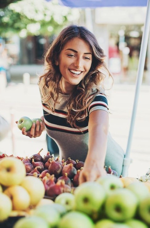 Compre en los mercados de agricultores |  12 consejos para lucir de 30 años cuando se tiene 50 |  Su belleza