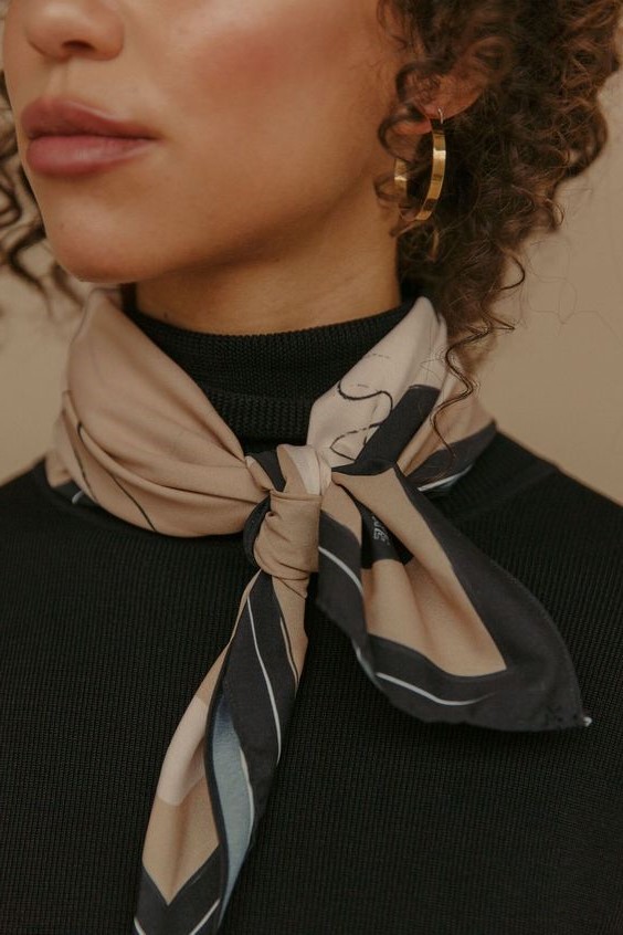 Corbata delantera clásica |  12 formas súper elegantes de usar una bufanda |  Su belleza