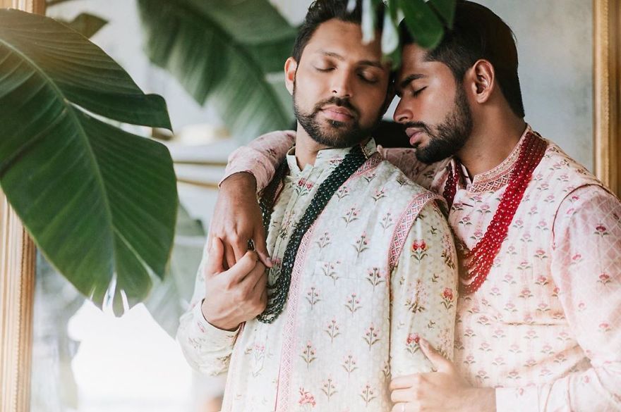 pareja gay inmortaliza hermosa boda tradicional india #4 |  Su belleza