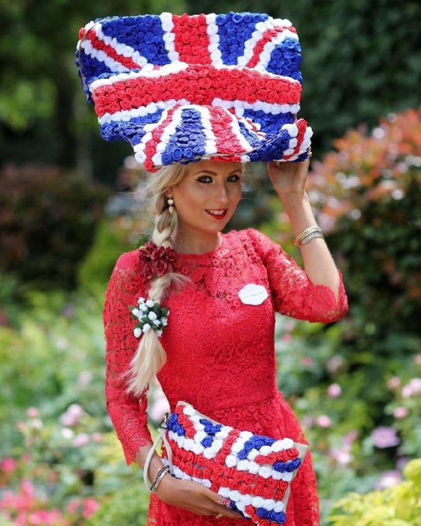Un bolso que se parece a la bandera británica |  Su belleza