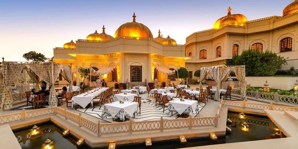 El Oberoi Udaivilas (Udaipur) #2 |  6 destinos de bodas de Bollywood para que su gran día sea inolvidable |  Su belleza