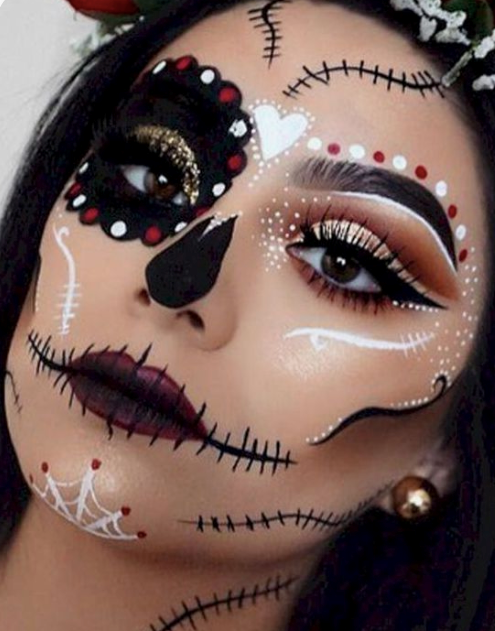 Combinando dos looks diferentes |  10 ideas de maquillaje para el Día de los Muertos |  Su belleza