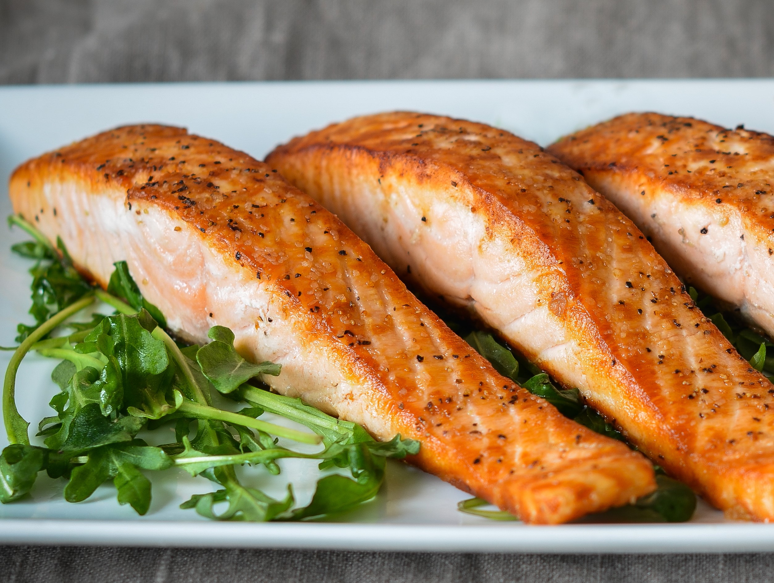 salmón |  10 alimentos que tratan las afecciones de la piel |  Su belleza