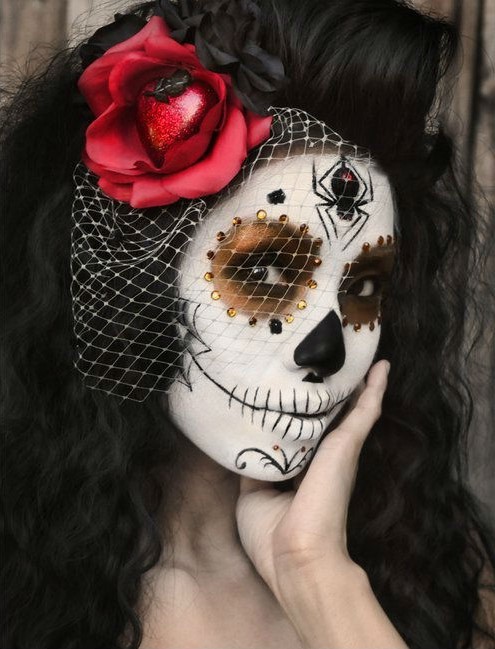 Tarántula frente |  10 ideas de maquillaje para el Día de los Muertos |  Su belleza