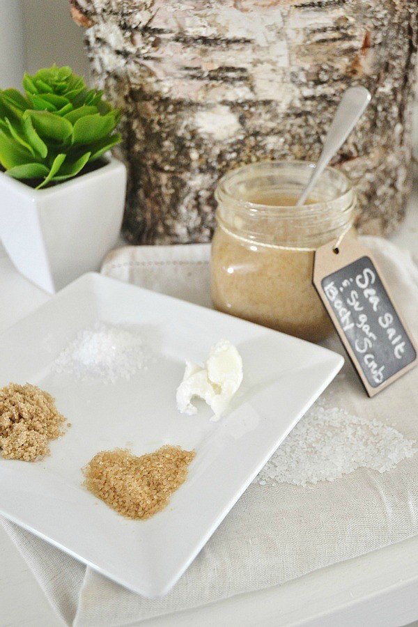 Ingredientes exfoliantes de sal marina y azúcar |  10 recetas caseras de exfoliantes con sal marina que puedes hacer tú mismo |  Su belleza