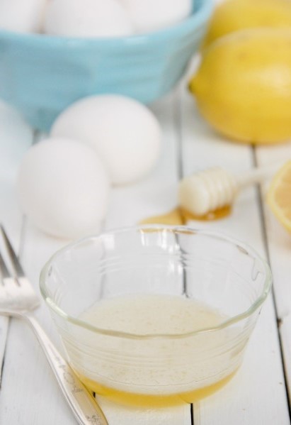 Exfoliante de clara de huevo y limón #2 |  6 remedios caseros naturales para las arrugas |  Su belleza