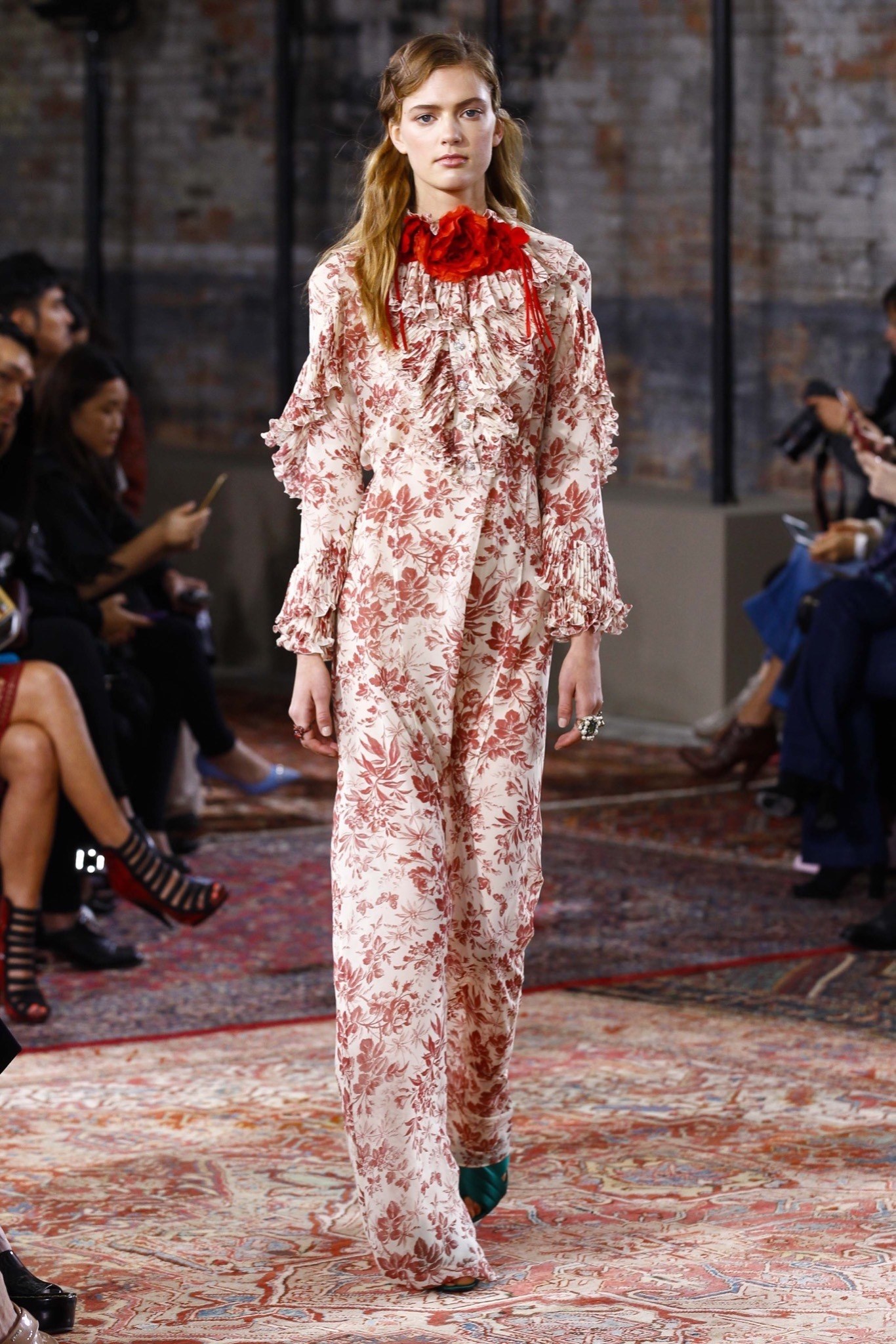 mejores-looks-de-la-coleccion-crucero-de-gucci-2016-09