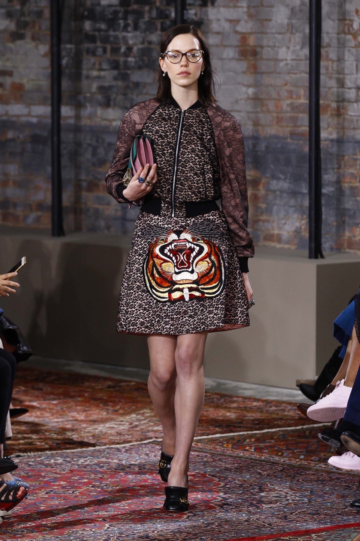 mejores-looks-de-la-coleccion-crucero-de-gucci-2016-16