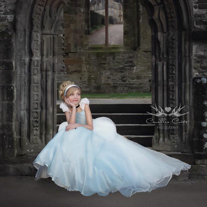 Adorable_Cosplay_Duo_7-Year-Old_Daughter_And_Mom_Dress_Up_As_Disney_Characters_8