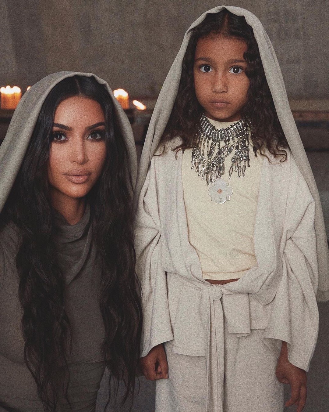 Kim Kardashian y sus hijos bautizados en la iglesia armenia #6 |  Su belleza