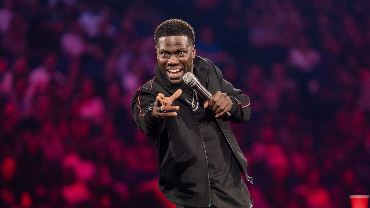 Kevin Hart haciendo stand-up |  15 hechos de Kevin Hart que te sorprenderán |  Su belleza