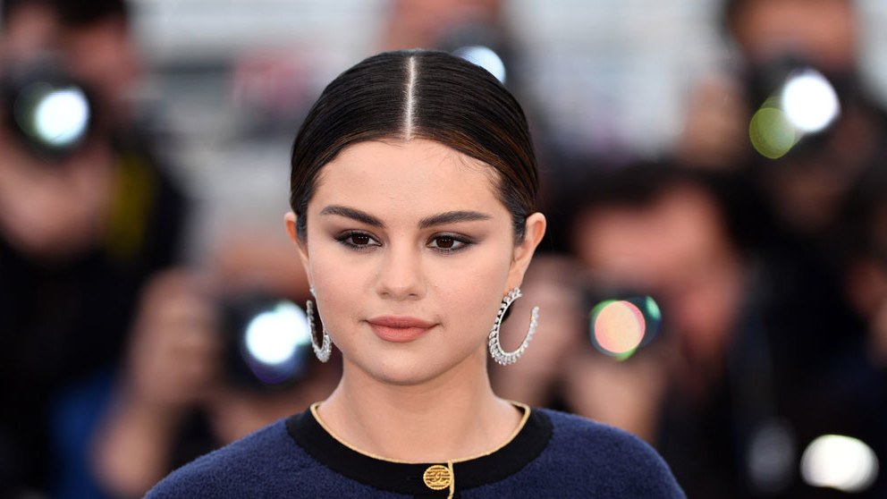 Selena Gomez está sacando su propia línea de belleza #3 |  Su belleza