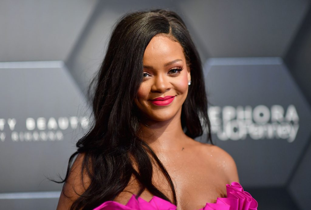 ¿Cuál es el verdadero nombre de Rihanna?  |  9 cosas que siempre quisiste saber sobre Rihanna |  Su belleza