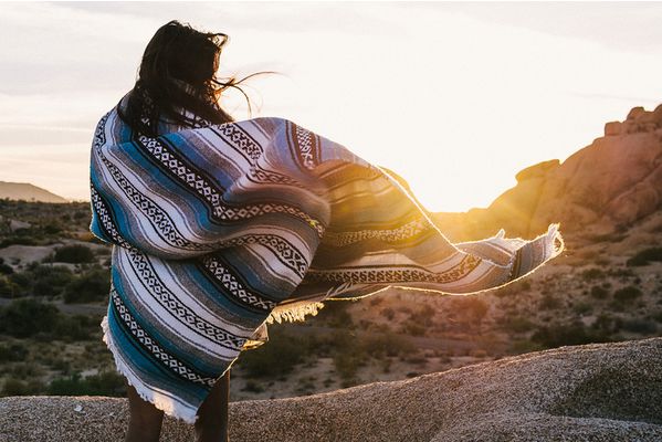 3. Ropa de punto cómoda y botas de goma