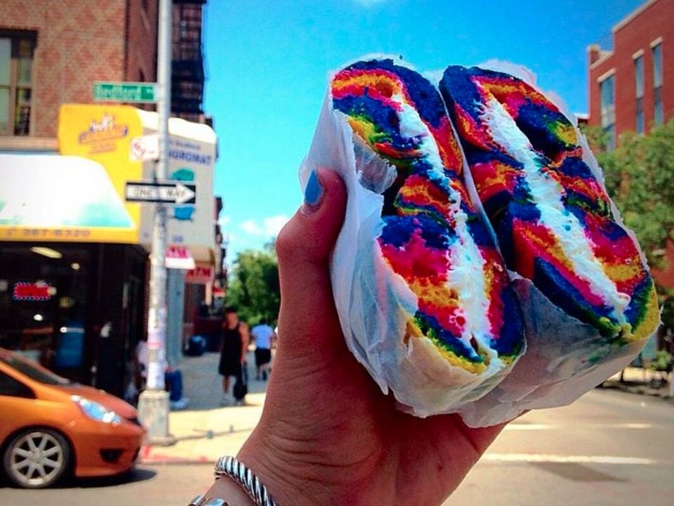 brooklin-rainbow-bagels-01