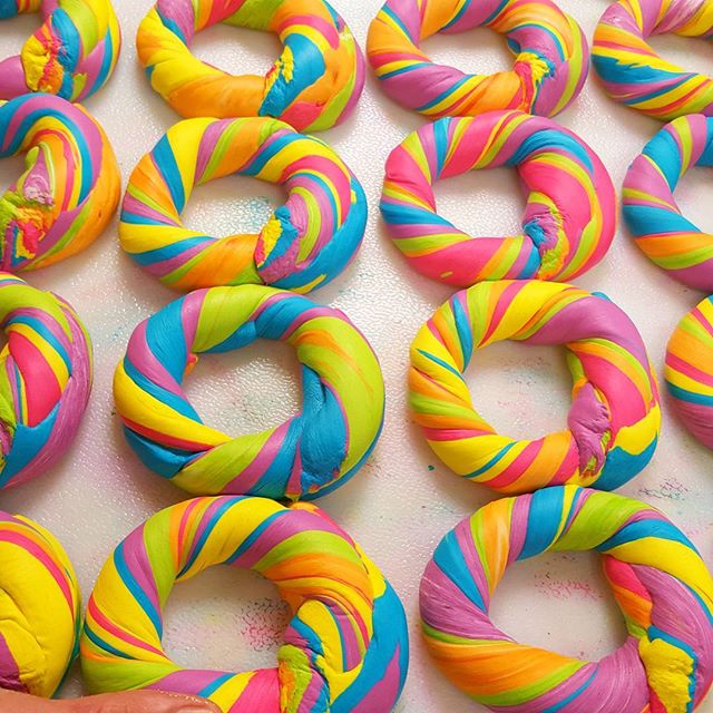 brooklin-rainbow-bagels-03