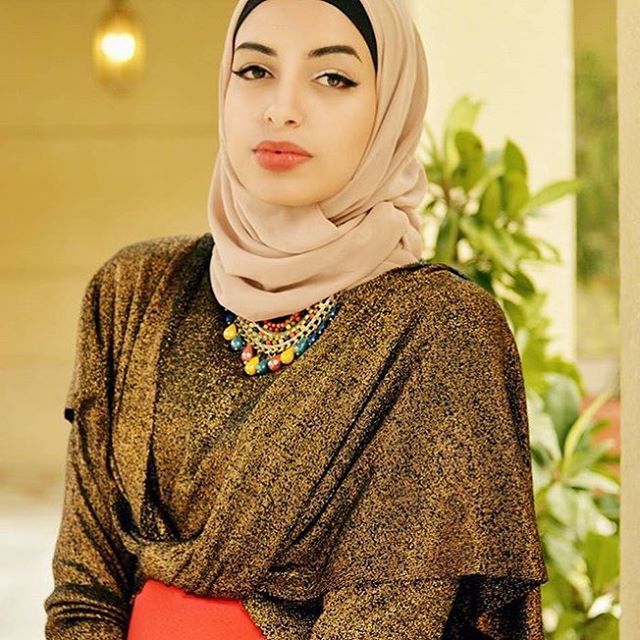 increíblemente_hermosas_mujeres_usando_hijabs_en_ig_23