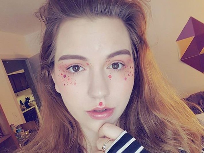 Rainbow_freckles_a_whimsical_beauty_trend_youll_adore_03