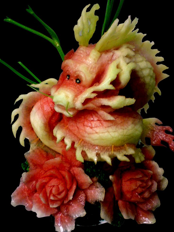 creative_fruit_carvings-02