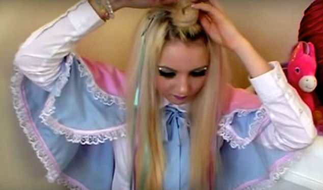 las-trenzas-de-cuerno-de-unicornio-son-una-nueva-tendencia-mágica-pero-loca-para-el-cabello-10