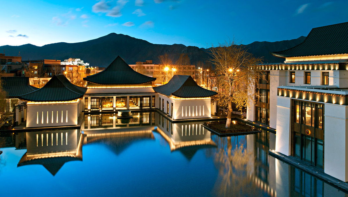 7. Gold Energy Pool en St. Regis en Lhasa, Tíbet 1