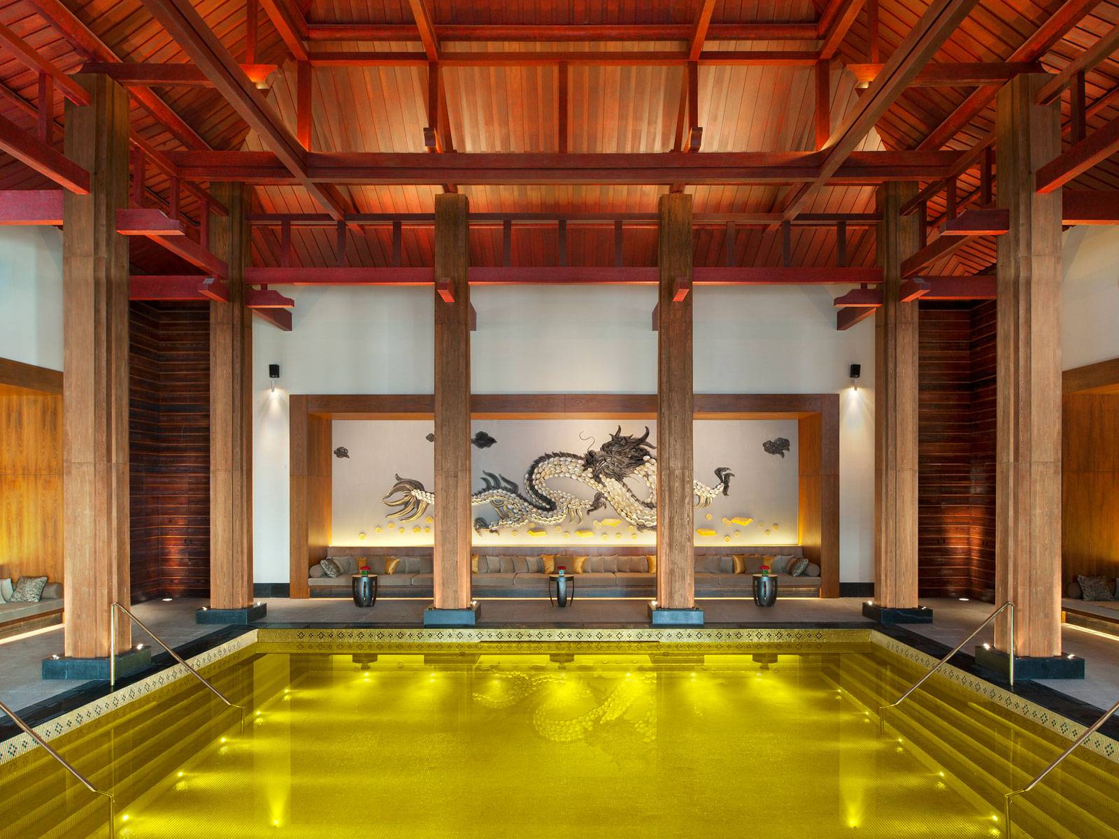 7. Gold Energy Pool en St. Regis en Lhasa, Tíbet 2