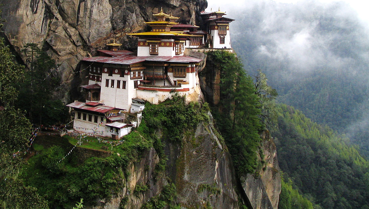 8. Monasterio del Nido del Tigre, Valle de Para, Bután