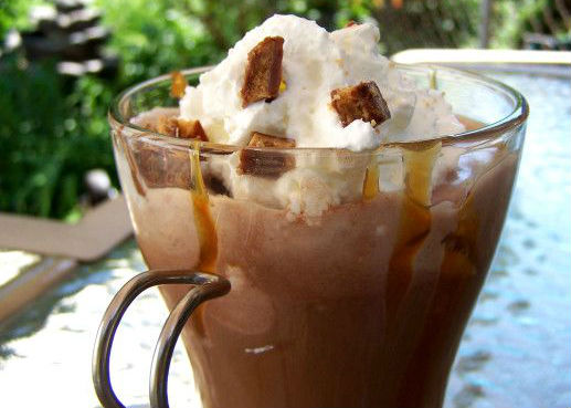 6. Café de caramelo con mantequilla caliente