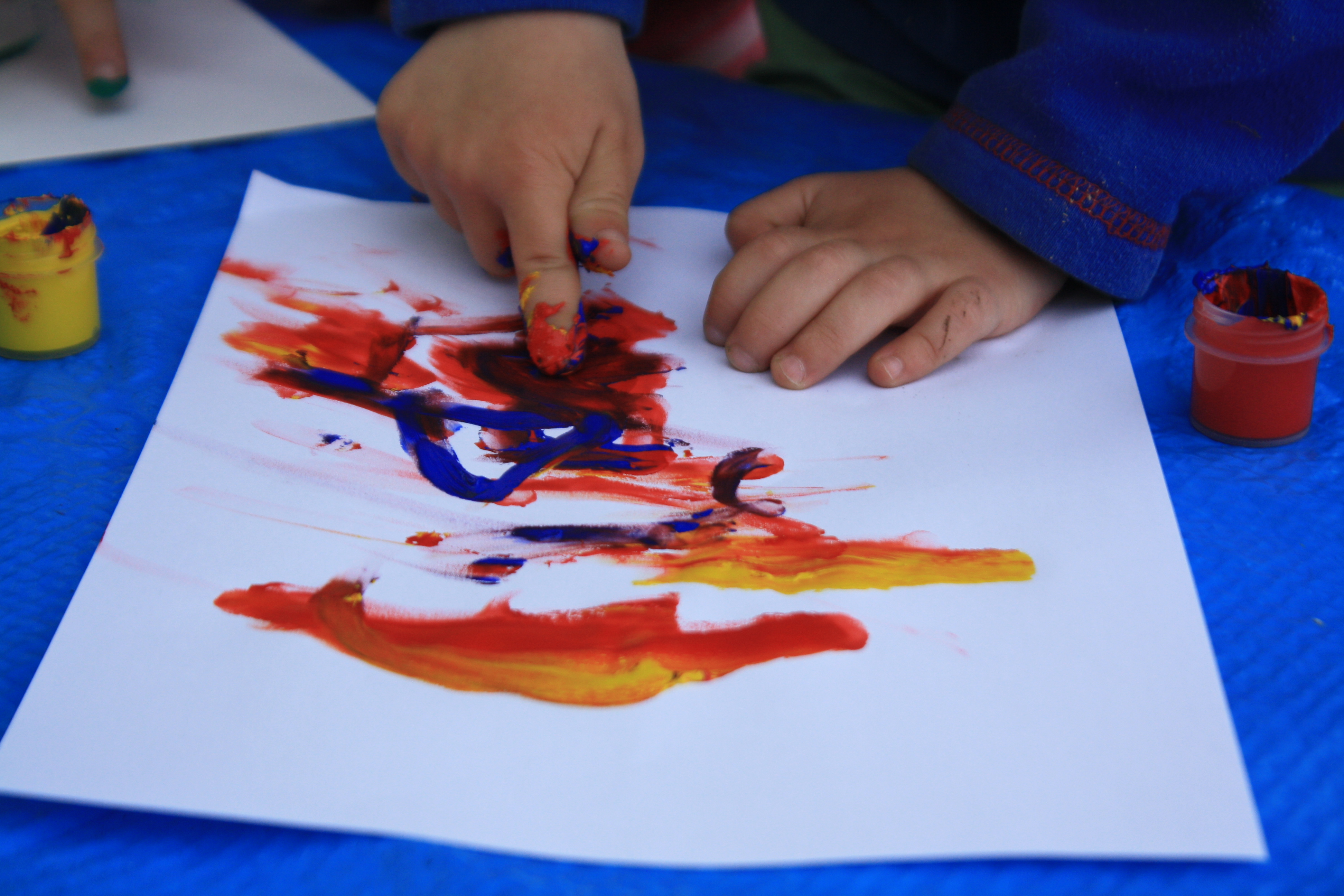 Formas divertidas de pintar con su hijo