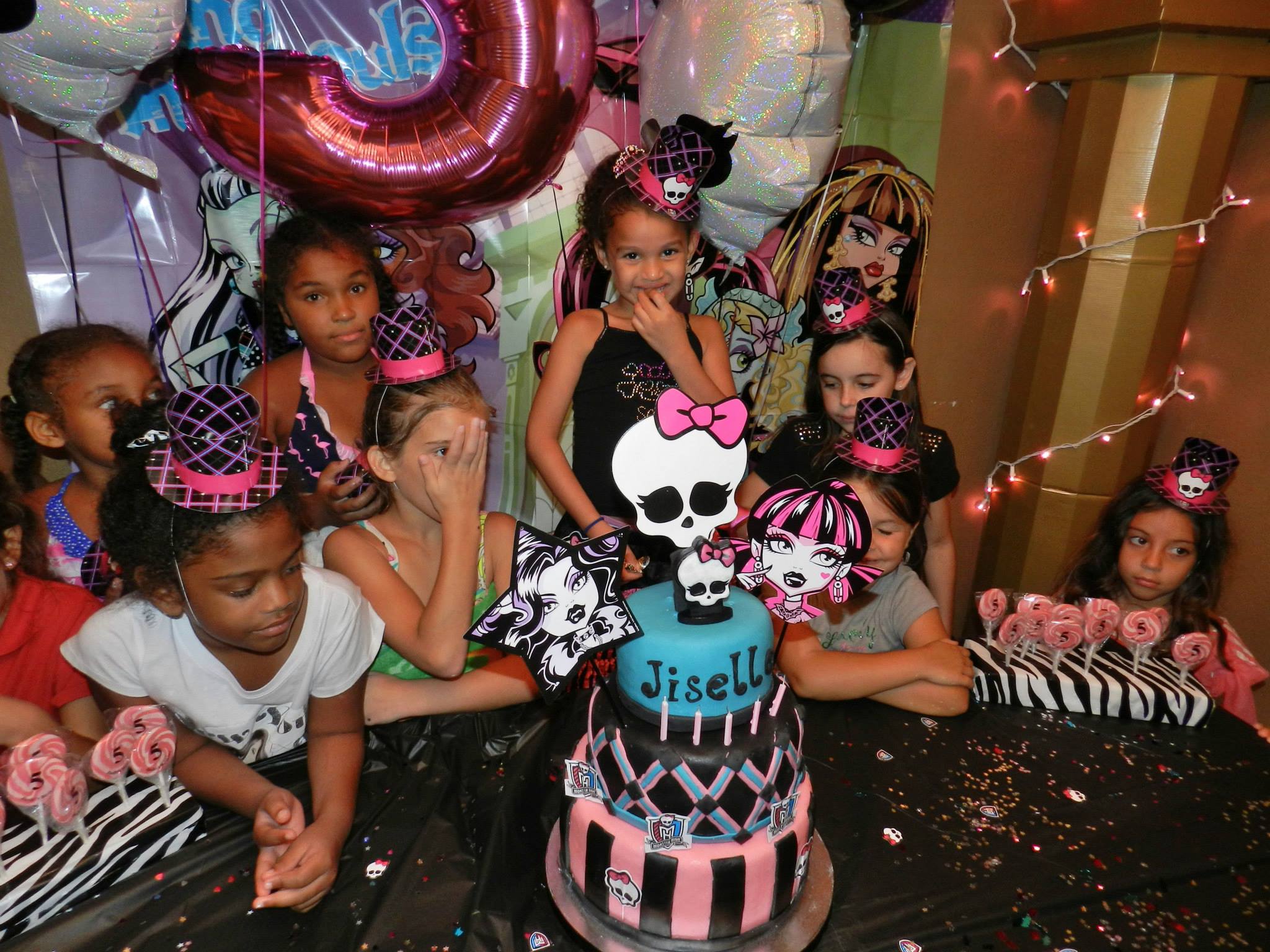 1. Fiesta 'Monster High' para chicas