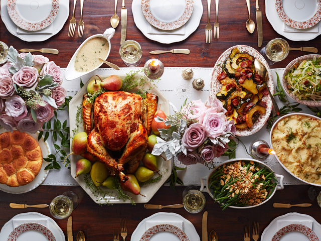 1 pavo asado glaseado con pera y romero