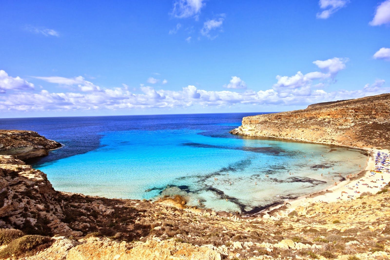 Rabbit Beach, Lampedusa, Italia: Las 10 Playas Más Impresionantes Del Mundo